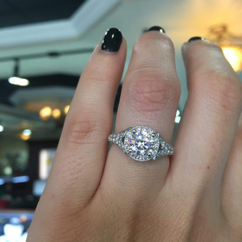 Womens Versatile Ultra-Shimmering Micro-Set Round Simulated Zircon Ring